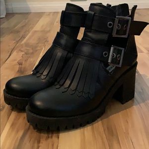 Steve Madden Tullia Black Leather Ankle Boots